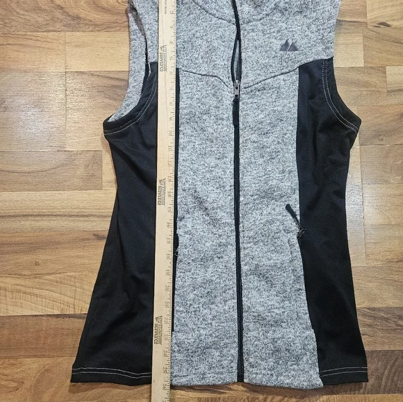 Powder River Outfitters Vest Mens Medium Gray Knit Fleece Lined Stretch - Picture 7 of 9